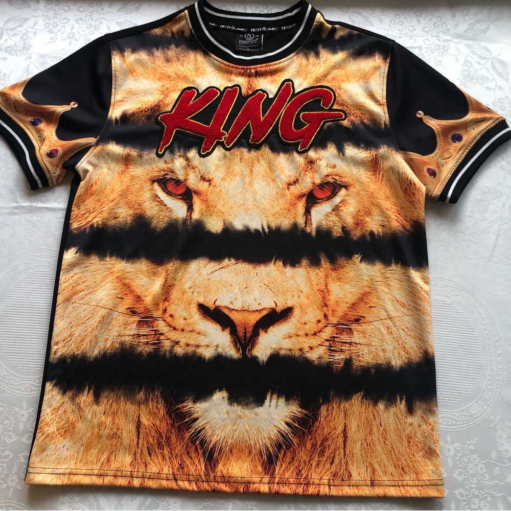 Switch Remarkable Limited Edition King Lion Print Black Cool Shirt Men’s Size L